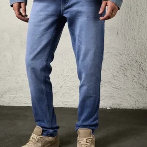 Classic Relaxed Fit Jeans