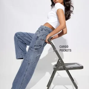 Utility Cargo Pocket Wide-Leg Jeans